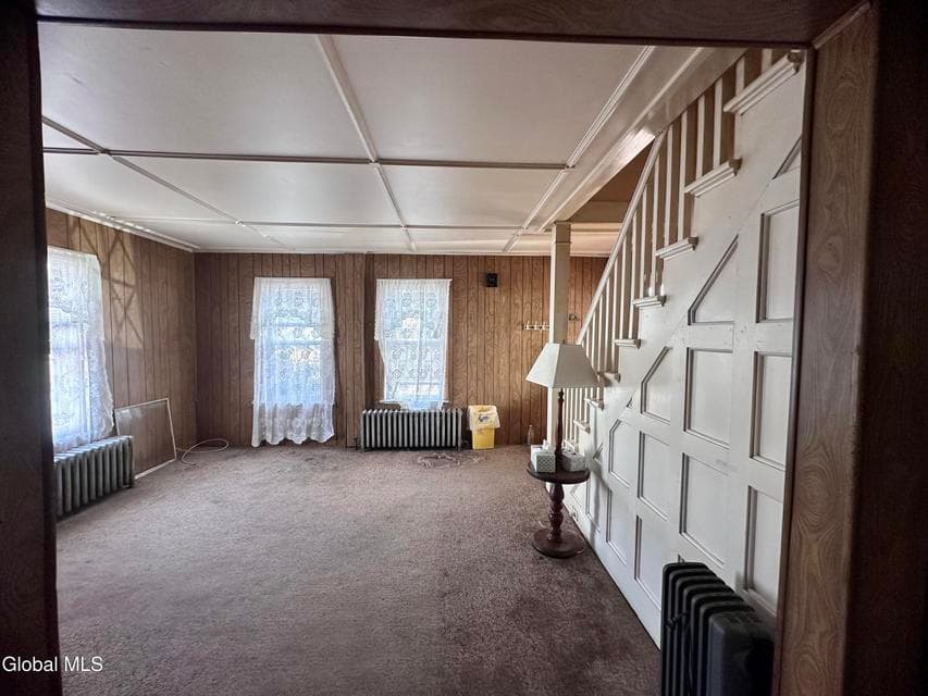332 Center Street, photo 3