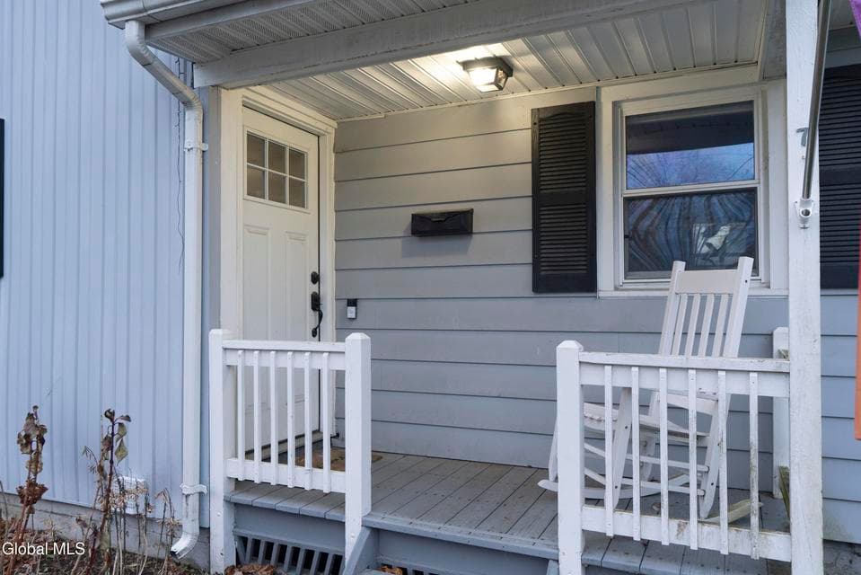 7 Linden Drive, photo 2