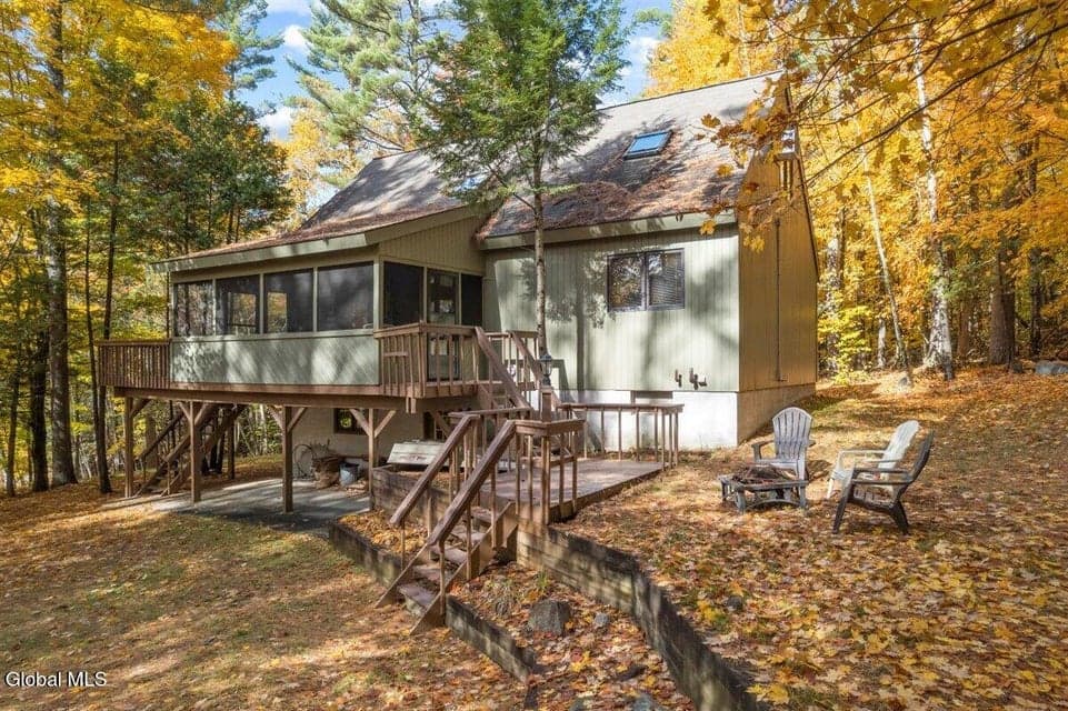 105 Pine Lane, photo 3