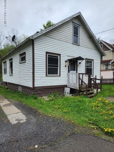 31 Ft Johnson Avenue, Fort Johnson, NY