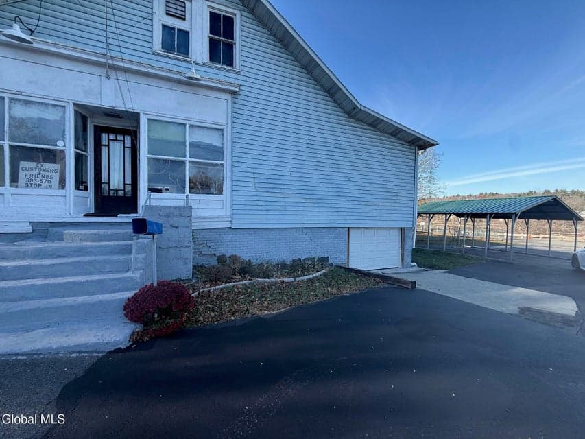 2855 Aqueduct Road, Niskayuna, NY, photo 5