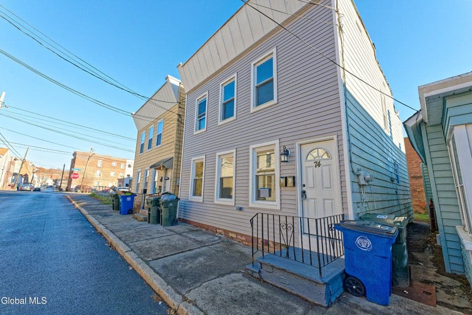 74 Lancaster Street, photo 1