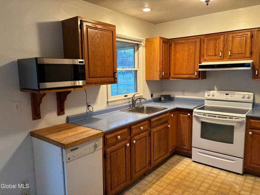1 Elinor Place, photo 3