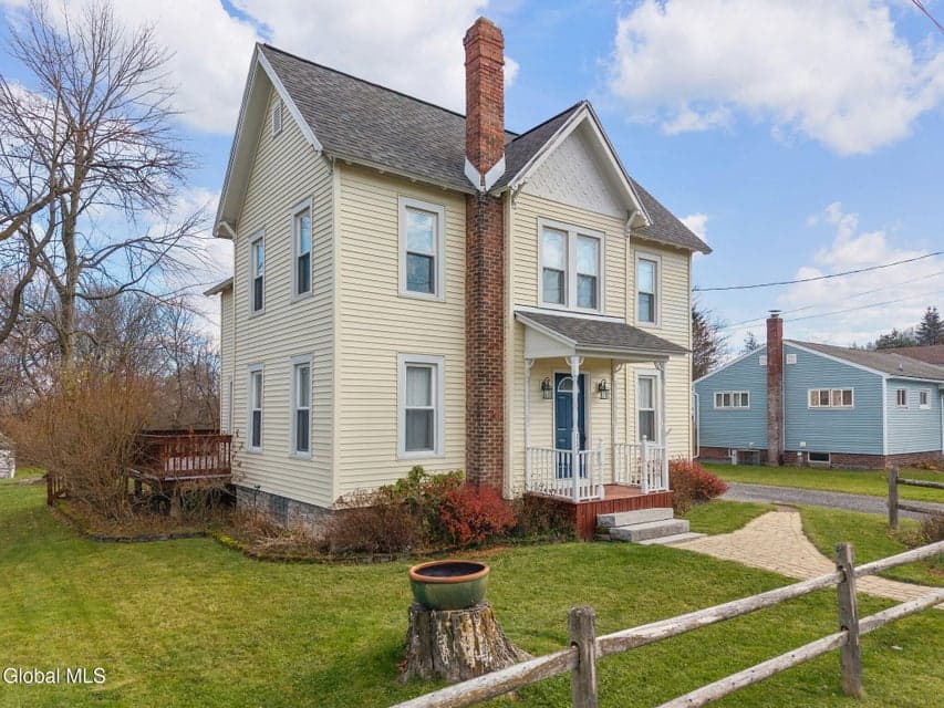 113 East Street, photo 2