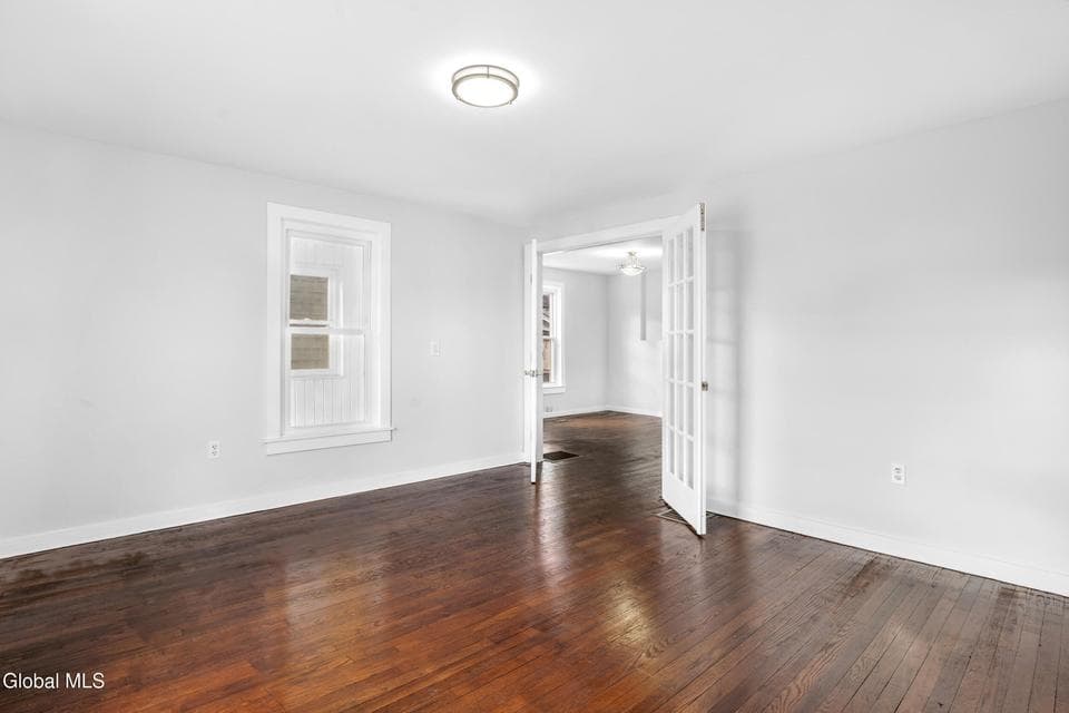 24 Goodwin Avenue, photo 5