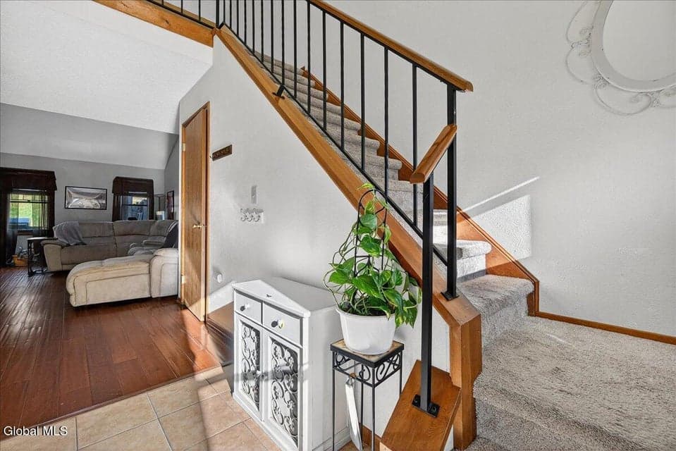 22 Lexington Drive, photo 5