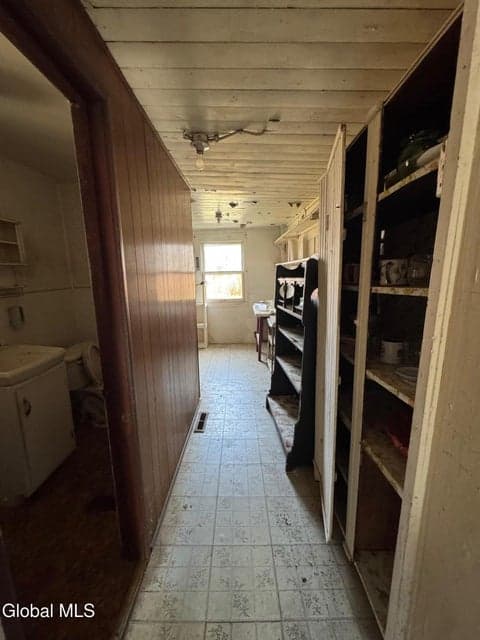 723 Ridge Road, photo 5