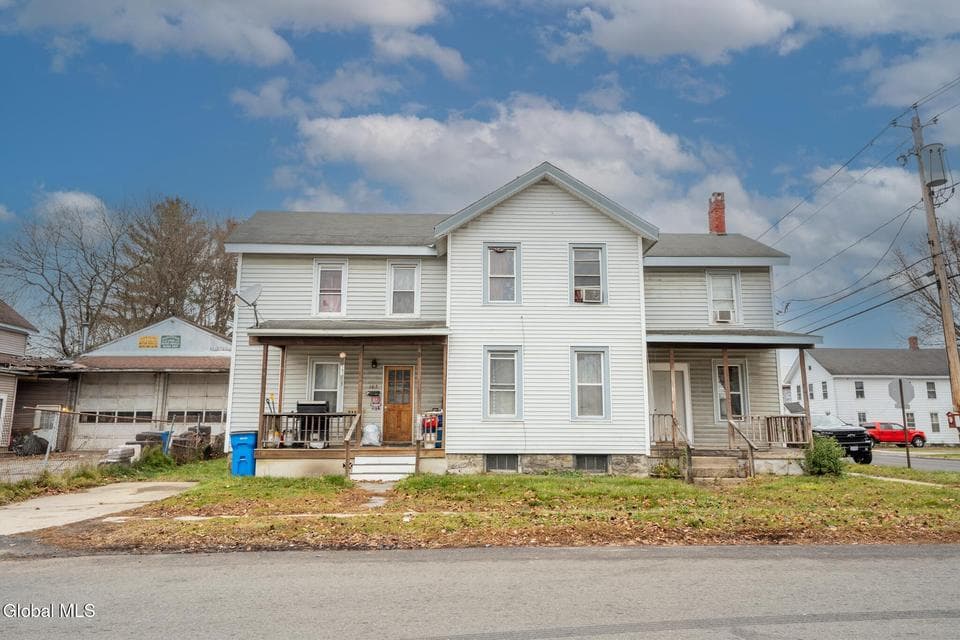101 Washington Street, photo 1