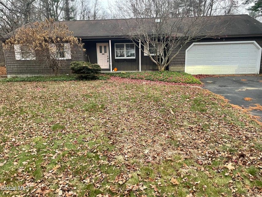 3 Brookwood Drive, photo 1