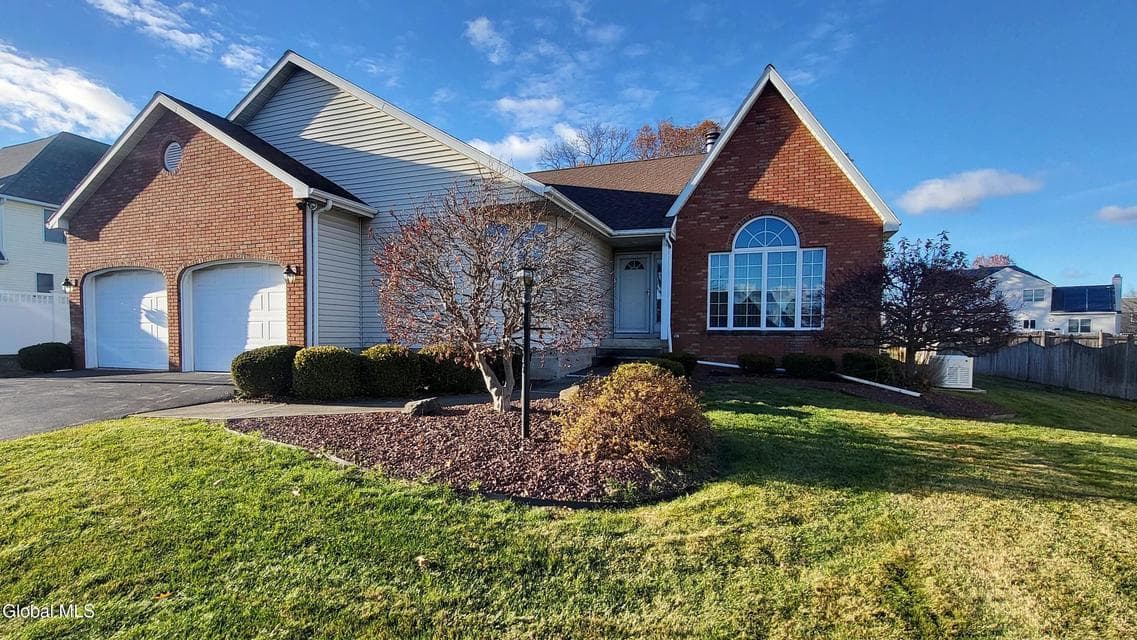 19 Dogwood Lane, photo 1