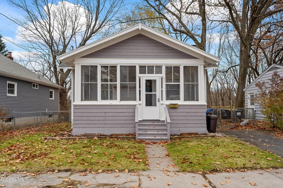 1994 10th Street, photo 1