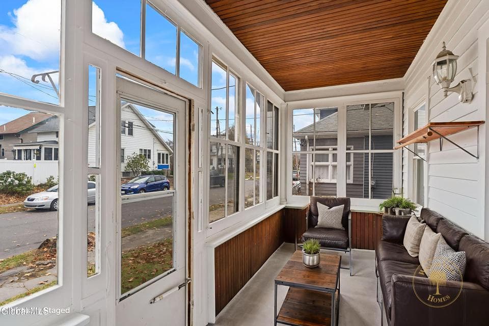 1994 10th Street, photo 3