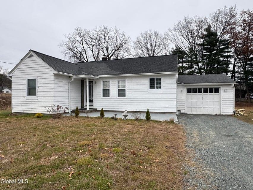 7 Route 236, photo 1