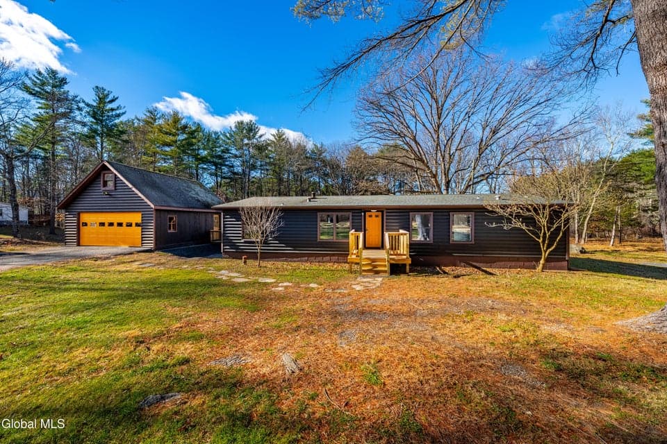 209 Circle Drive, photo 5