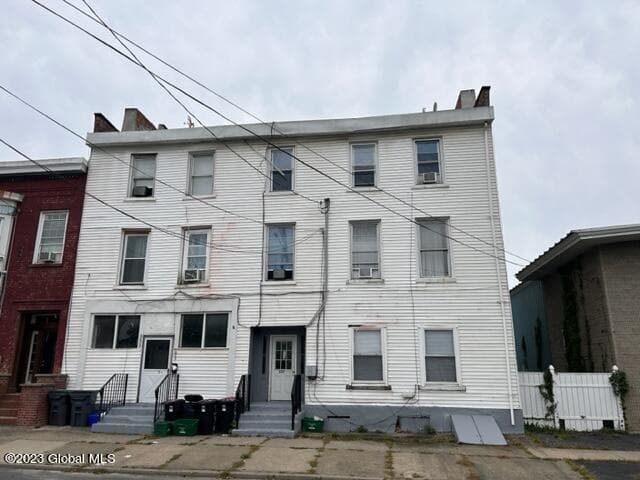 533 Broadway, photo 3