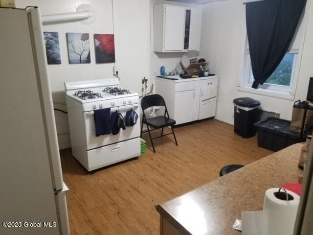 533 Broadway, photo 4