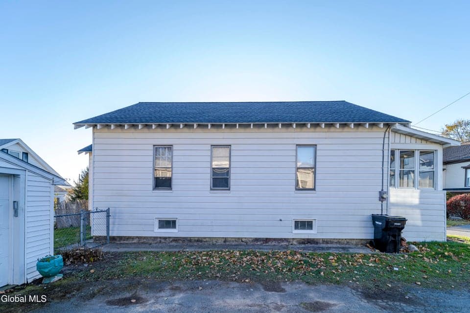 4 Plum Avenue, photo 3