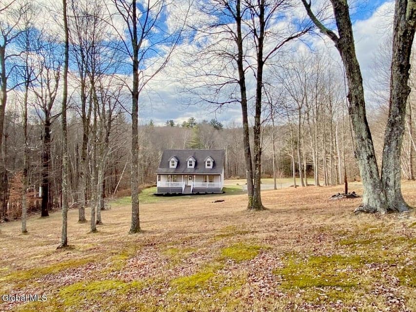 365 Moore Hill Road, photo 1