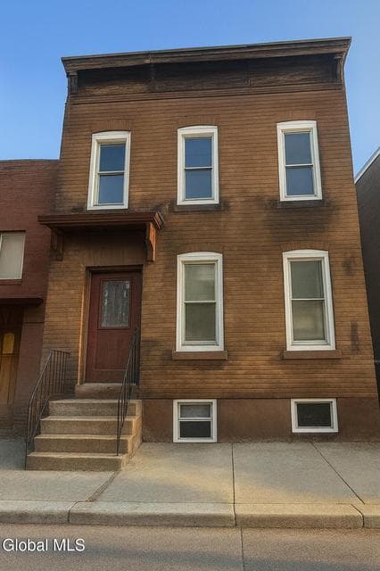 62 Ida Street