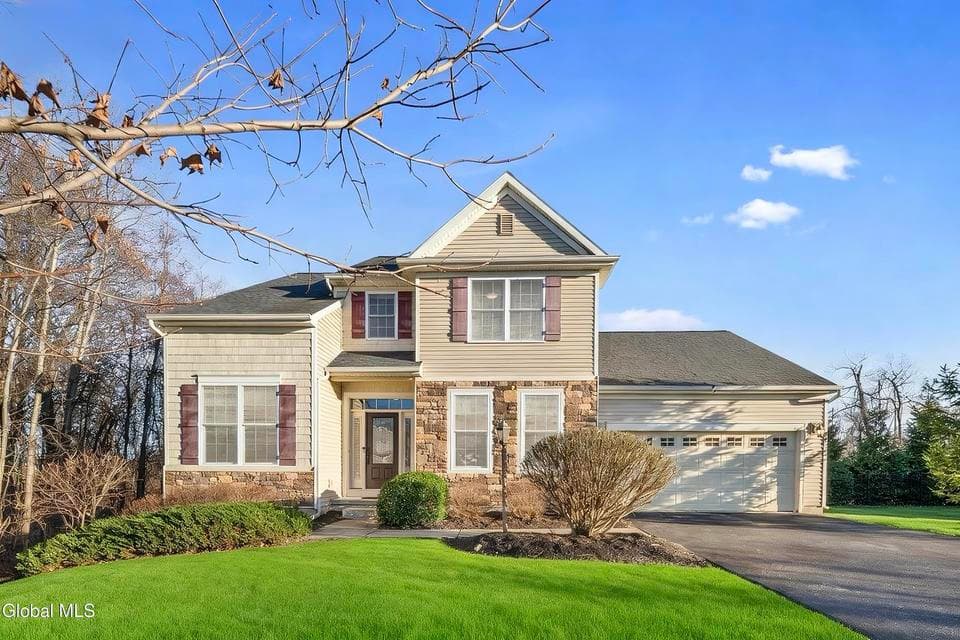42 Chester Drive, photo 1
