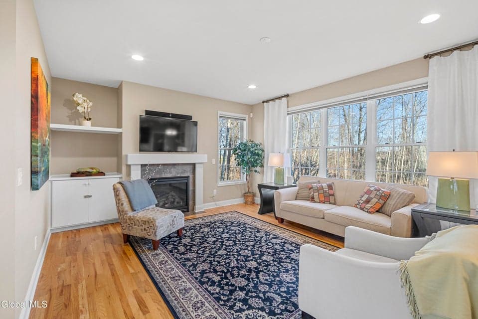 42 Chester Drive, photo 5