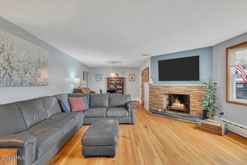 39 W Sand Lake Road, North Greenbush, NY 12198, photo 5