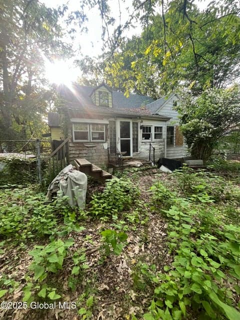 434 N Greenbush Road, photo 1