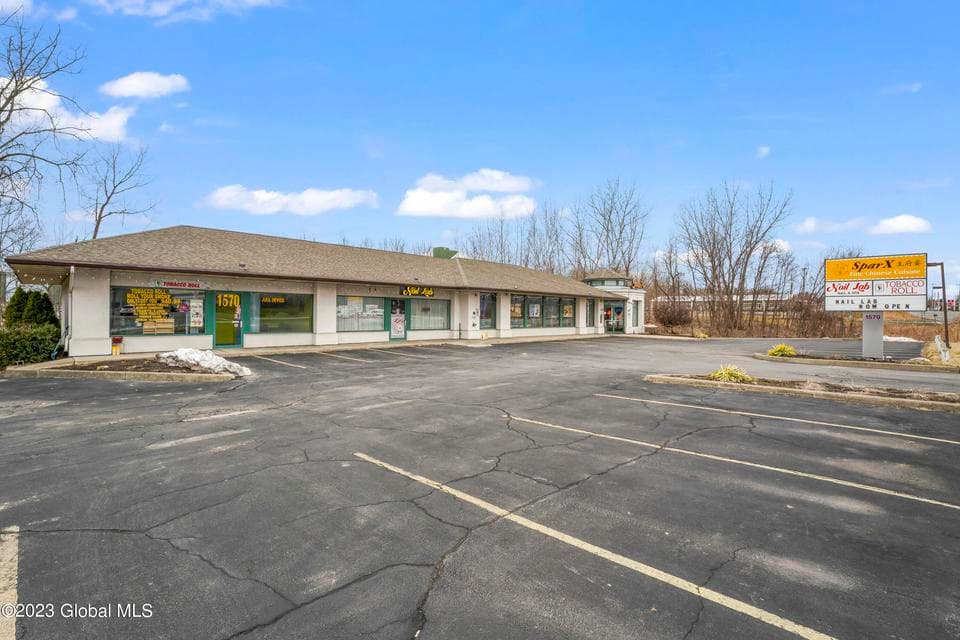 1570 Route 9, photo 1
