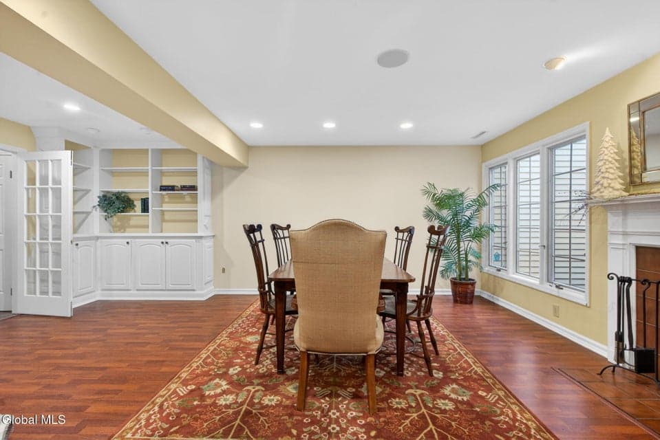 14 Carrie Court, photo 5