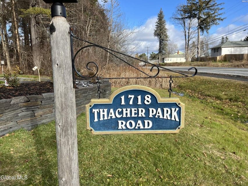 1718 Thacher Park Road, photo 5