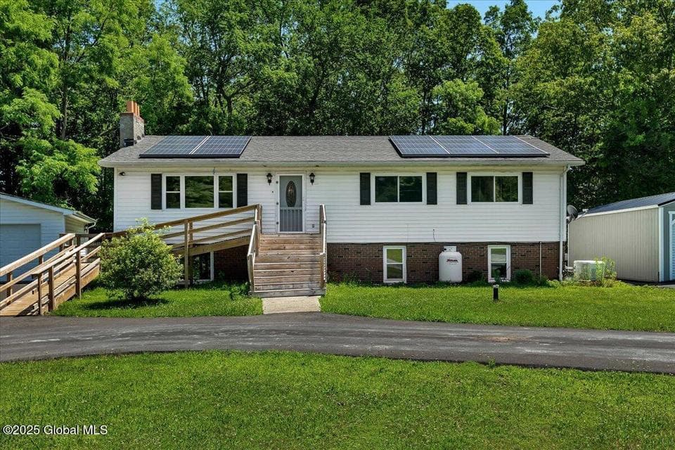 35 Banta Lane, photo 2