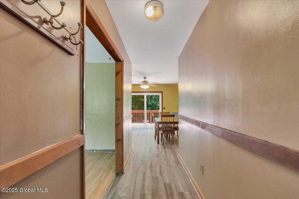 35 Banta Lane, photo 5