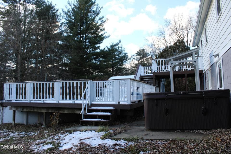 362 Ferris Road, photo 3