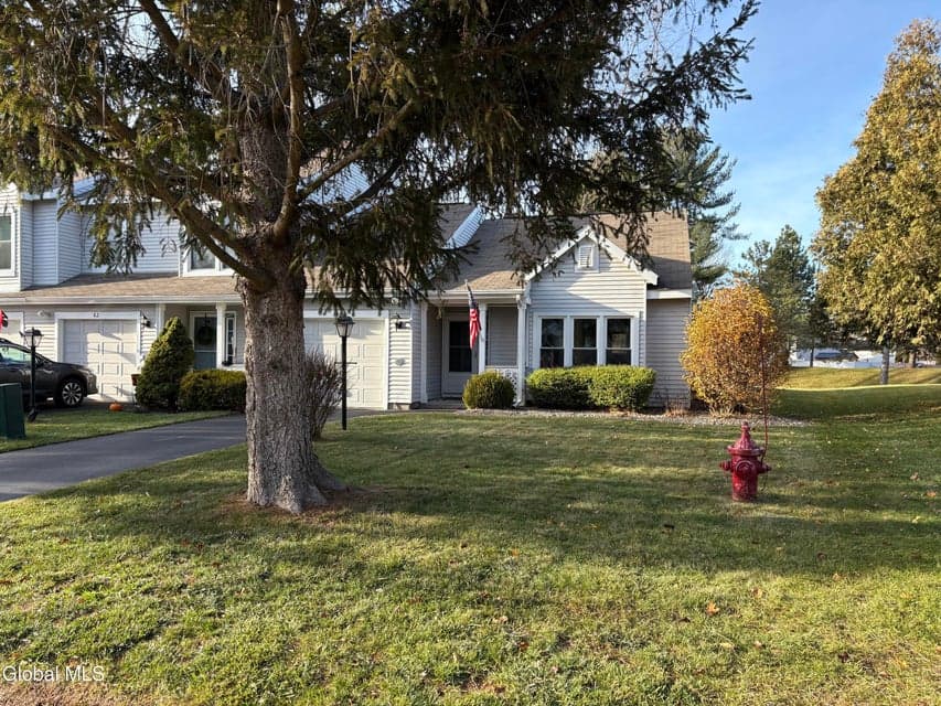 84 Stoney Creek Drive, photo 1