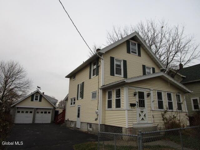 1547 5th Street, photo 1