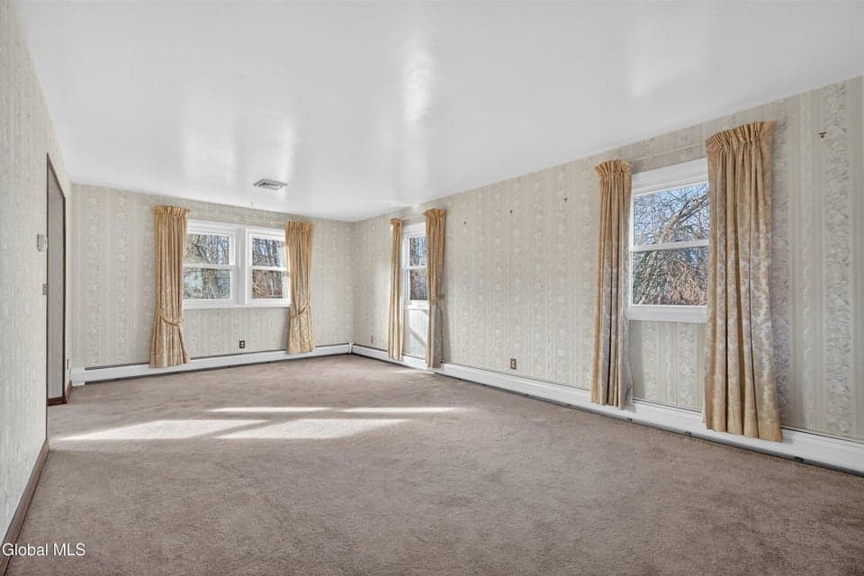 17 Woodshire Court, photo 3