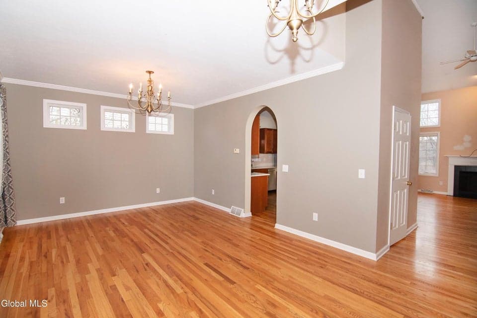 8 Candlewood Drive, photo 4