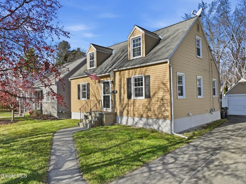 2049 Hoover Road, photo 4