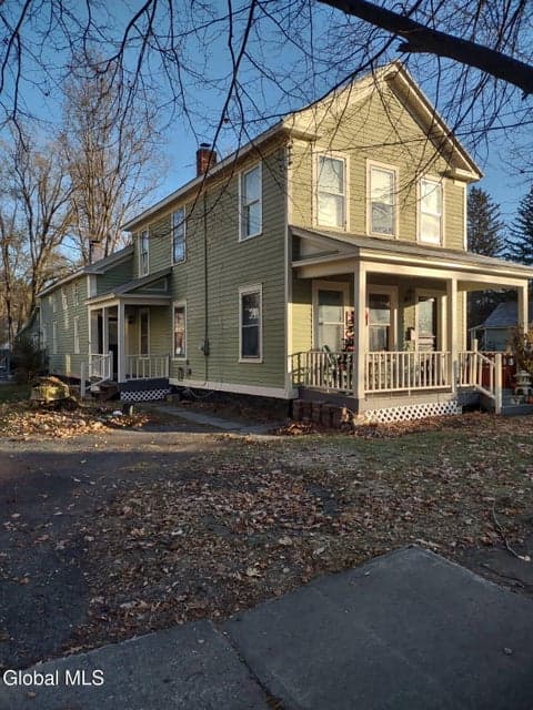 54 Salem Street