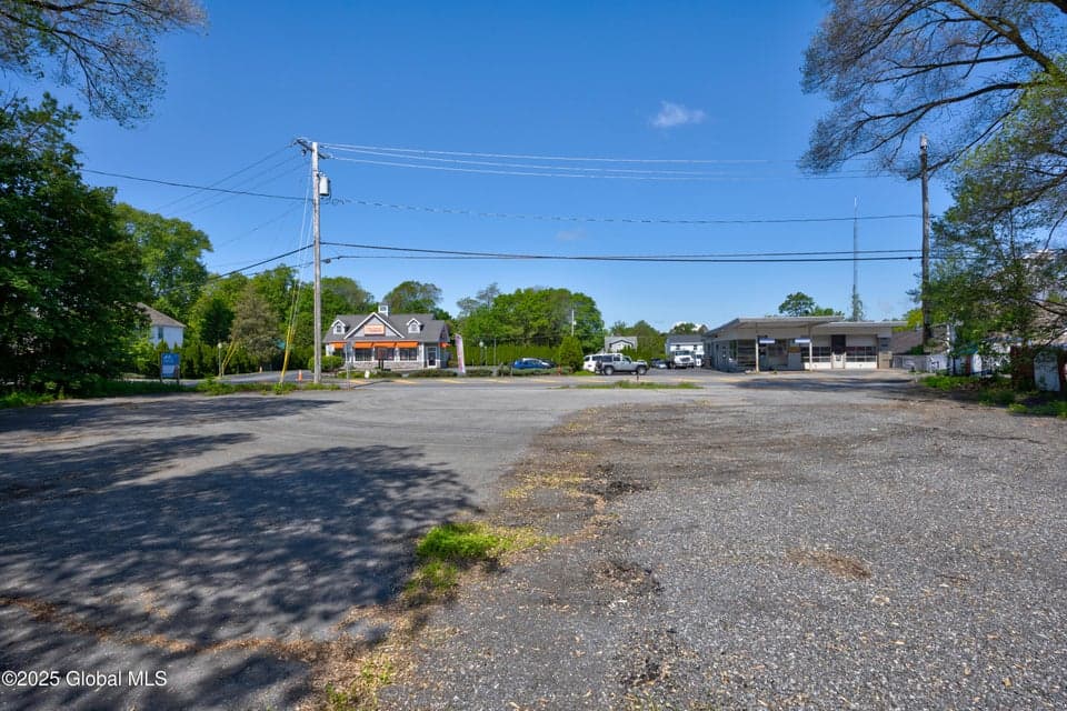 183-185 Church Avenue, photo 4