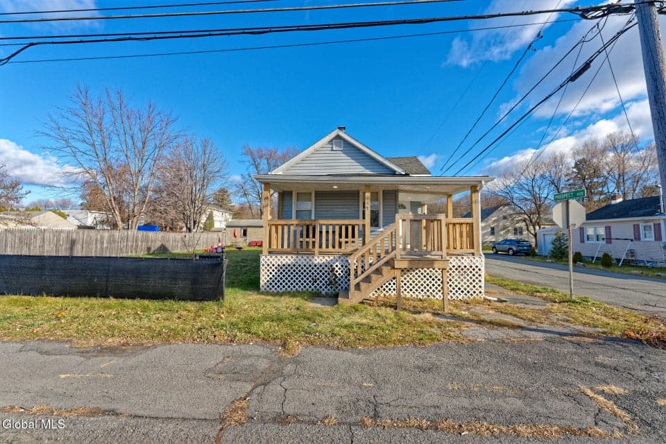 141 Exchange Street, photo 2