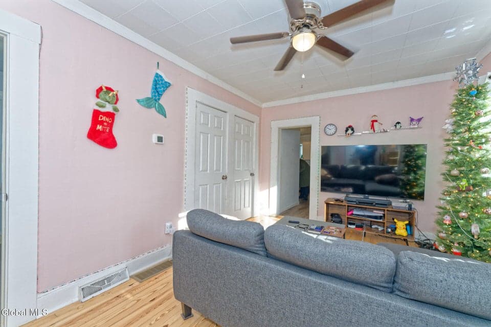141 Exchange Street, photo 5
