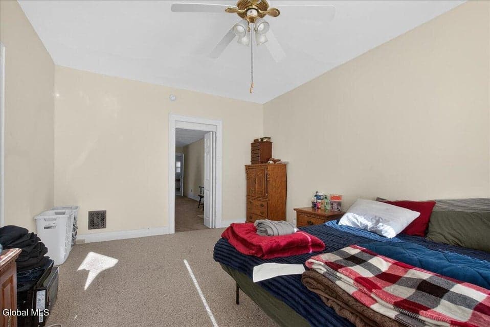502 Broadway, photo 5