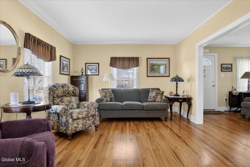 30 4th Street, photo 3