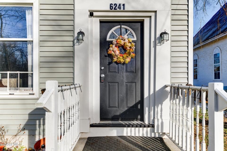 6241 NY-30, photo 4