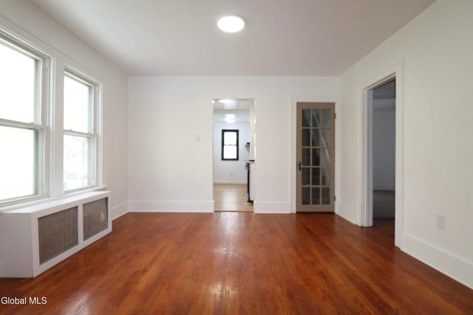 203 Jay Street, photo 3