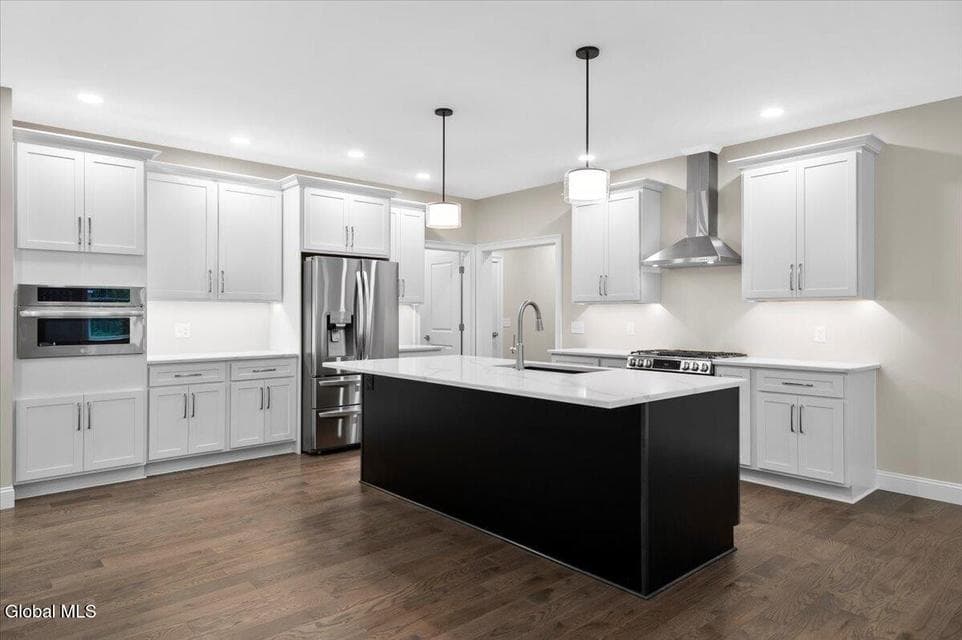 330 Selfridge Road, photo 5