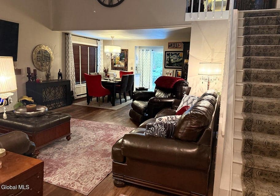 109 Thimbleberry Road, photo 3