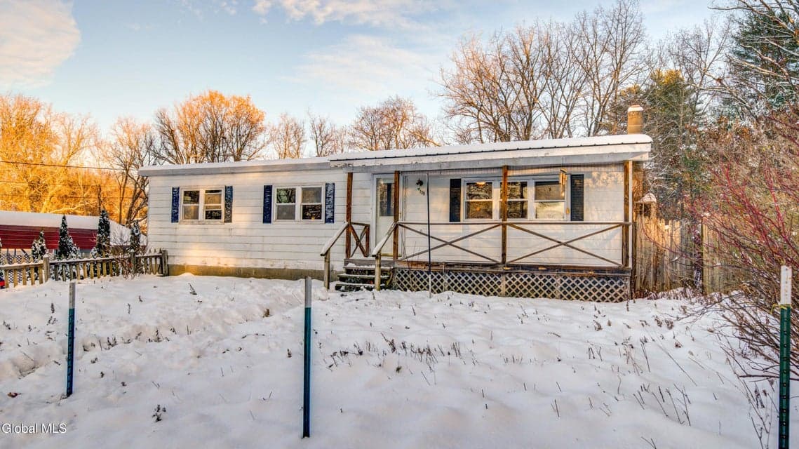 125 Cherry Street, photo 2