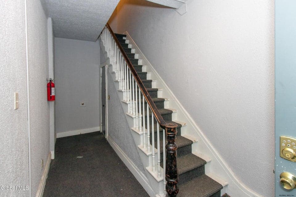 714 Union Street, photo 3